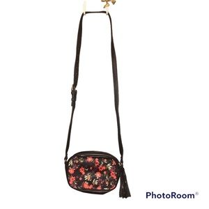 𝅺LIBBY Edelman crossbody bag in Black/Geranium Floral